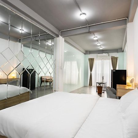 Luong Huu Khanh Homestay - Centre District 1 Hô Chi Minh-Ville Extérieur photo